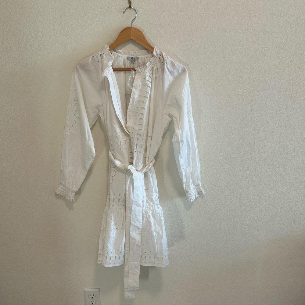 NWT Rails Saylor Button Up Cotton Eyelet White Ruffled Collar Dress - Picture 3 of 7